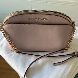 Ladies Michael Kors purse